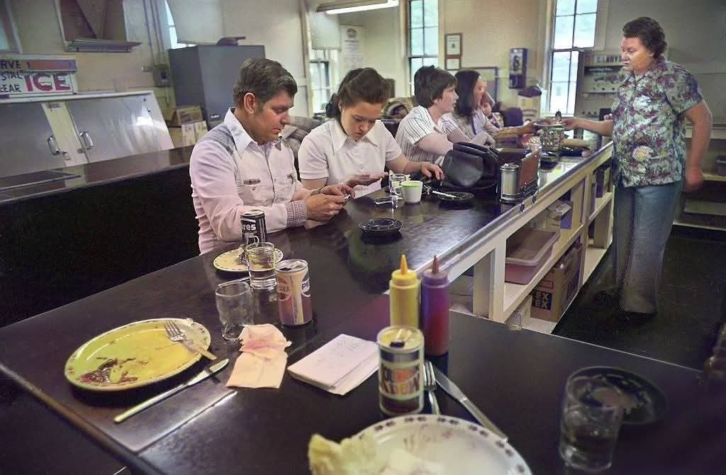 The lunch room counter at Wishram, Washington